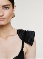 Epaulette Black